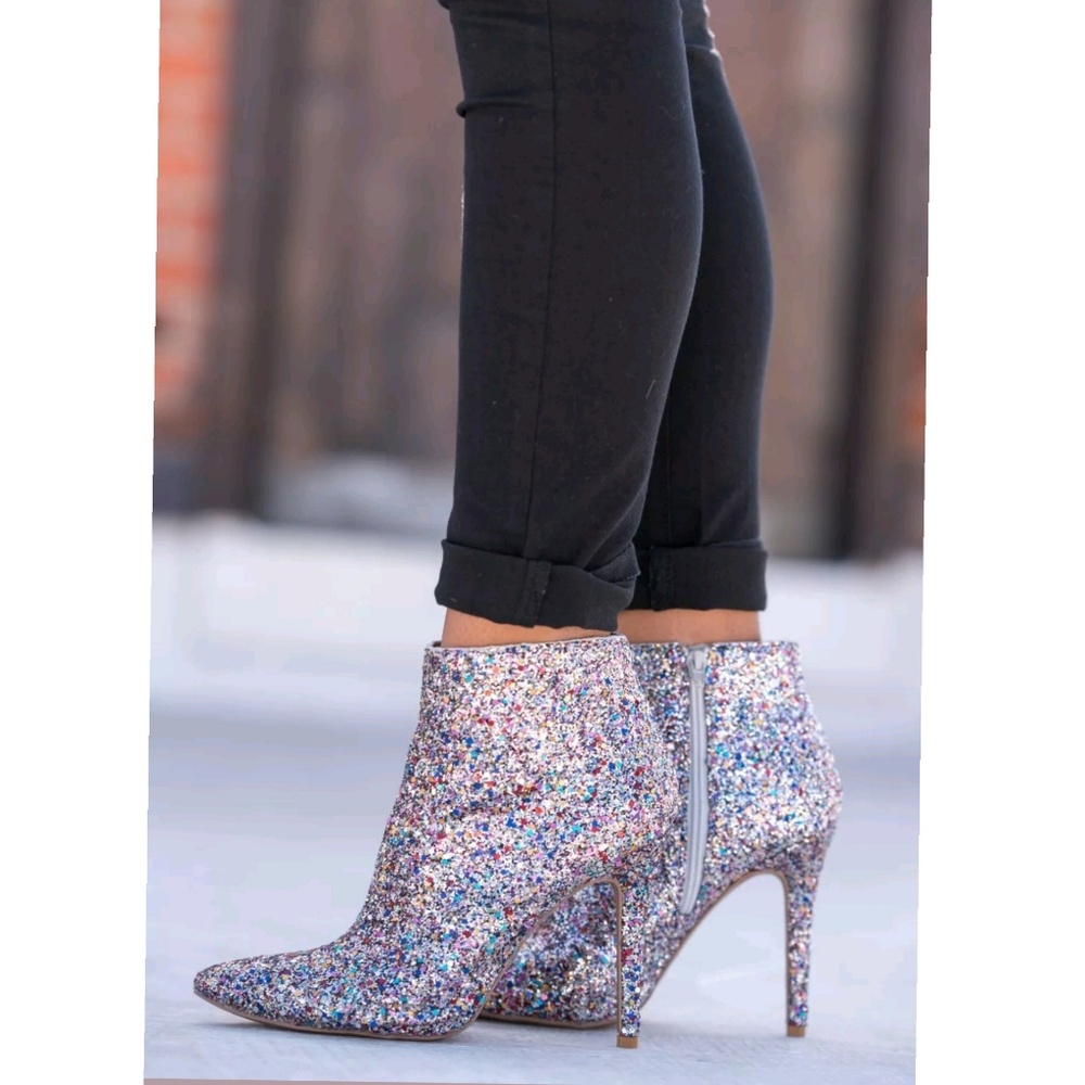 Sizes 5.5 Glitter-Encrusted Pointy Toe Stiletto - Picture 3 of 5